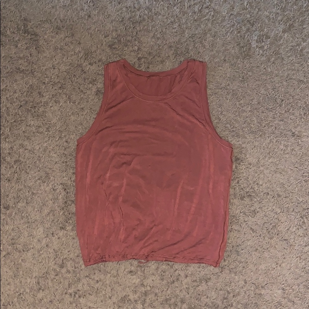 Lululemon workout tank